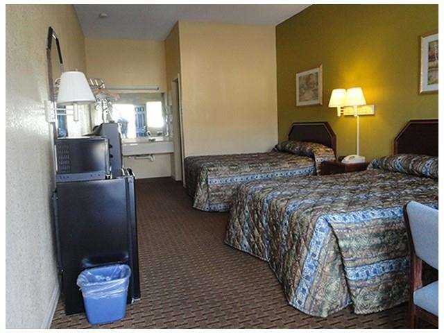 Scottish Inns And Suites Dayton Chambre photo